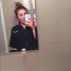 Meet your Posher, Claire